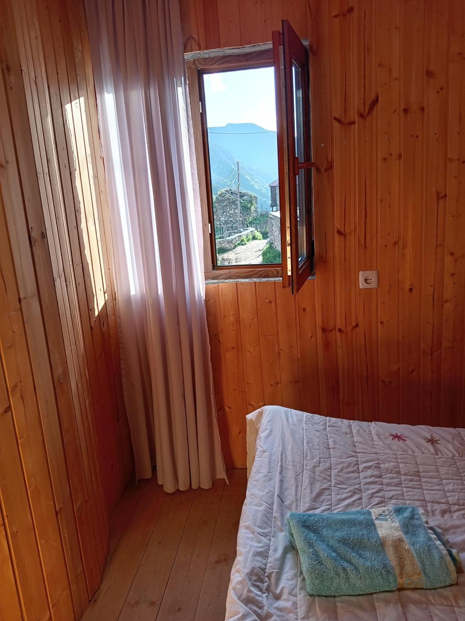 Stone House Marexi Otel Adishi Dış mekan fotoğraf